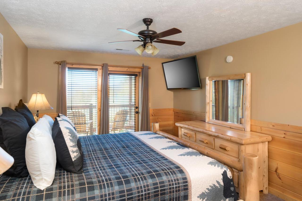 Another Day In Bearadise By Stony Brook Cabins Gatlinburg Exterior photo