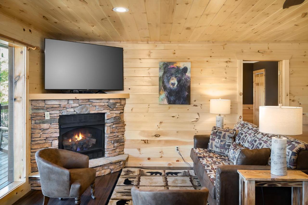 Another Day In Bearadise By Stony Brook Cabins Gatlinburg Exterior photo
